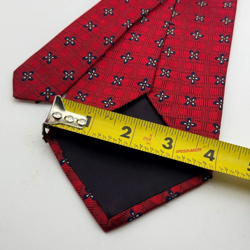 Peter Thomas by Superba measurements width
